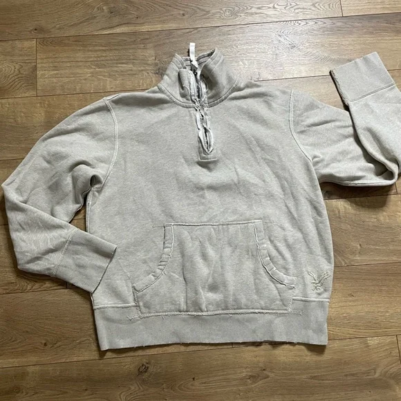 American Eagle Outfitters Men's Light Tan 1/4 Zip-Up Sweater size Medium - Picture 1 of 13
